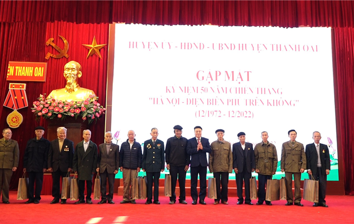 Huyện Thanh Oai gặp mặt kỷ niệm 50 năm Chiến thắng “Hà Nội – Điện Biên Phủ trên không” (12/1972-12/2022)