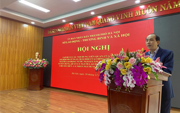 Tập huấn cho các doanh nghiệp có sử dụng lao động người nước ngoài
