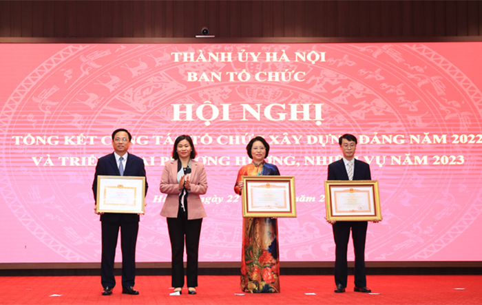 Tiếp tục tham mưu sắp xếp tổ chức bộ máy tinh gọn, hiệu lực, hiệu quả