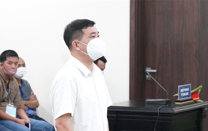 Ngăn chặn cán bộ phạm luật