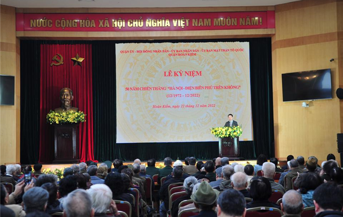 Chương trình giao lưu các nhân chứng lịch sử tham gia chiến dịch 12 ngày đêm “Hà Nội - Điện Biên Phủ trên không”