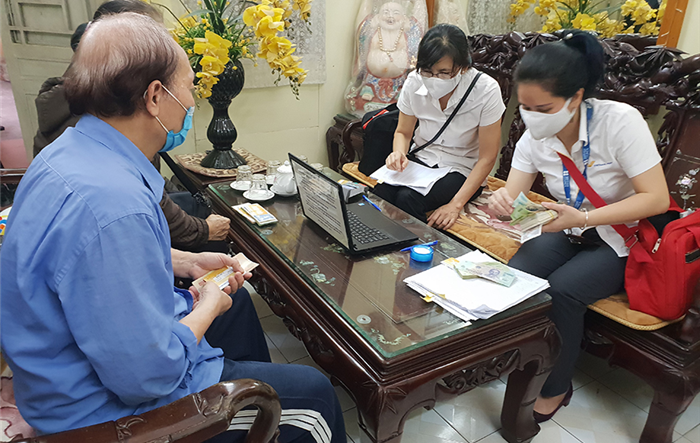Người hưu trí được nhận liền 2 tháng tiền lương trước dịp Tết Nguyên đán Quý Mão 2023