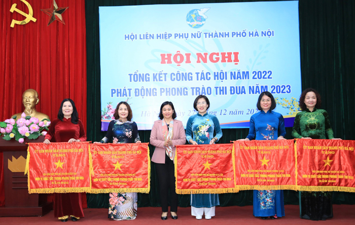 Phát huy vai trò, thế mạnh của phụ nữ trong thực hiện các nhiệm vụ chính trị của Thành phố