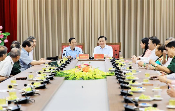 Tăng cường sự lãnh đạo, chỉ đạo của các cấp ủy Đảng đối với công tác bảo vệ, chăm sóc và phát huy vai trò người cao tuổi thành phố Hà Nội