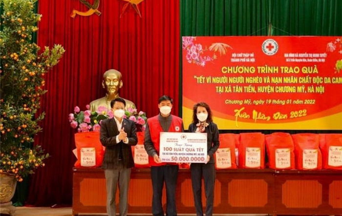 Chỉ thị số 43-CT/TW về tăng cường sự lãnh đạo của Đảng đối với công tác của Hội Chữ thập đỏ Việt Nam trong tình hình mới