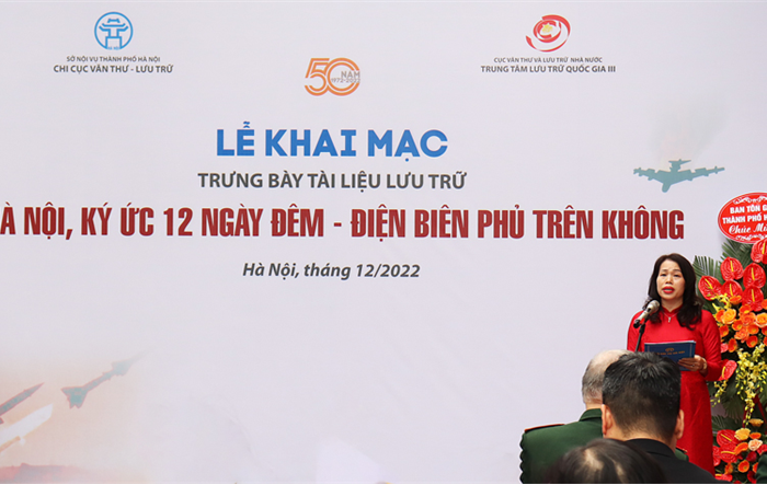Trưng bày tài liệu lưu trữ “Hà Nội, ký ức 12 ngày đêm - Điện Biên Phủ trên không”