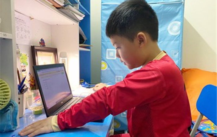 Bảo vệ và hỗ trợ trẻ em tương tác lành mạnh, sáng tạo trên môi trường mạng giai đoạn 2022-2025 trên địa bàn thành phố Hà Nội