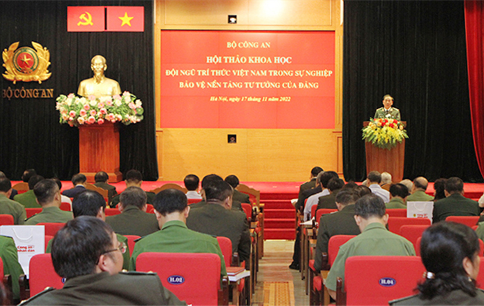Trí thức tham gia bảo vệ nền tảng tư tưởng của Đảng