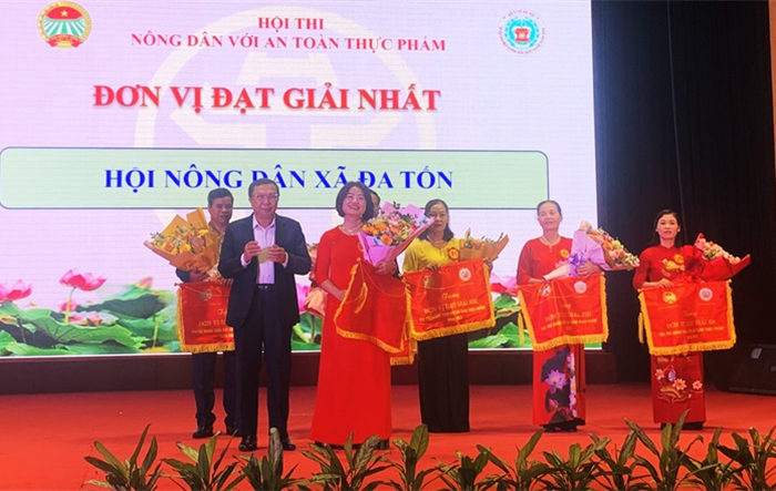 Xã Đa Tốn, huyện Gia Lâm đạt giải Nhất Hội thi Nông dân với an toàn thực phẩm 