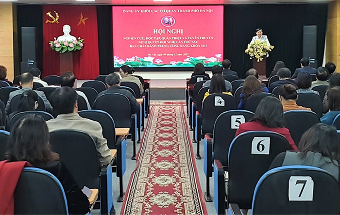 Cán bộ, đảng viên Khối các cơ quan thành phố học tập, quán triệt Nghị quyết Trung ương 6 (khóa XIII)