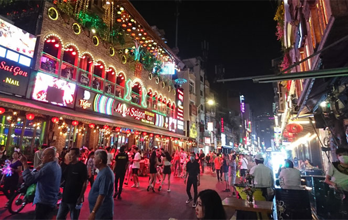 Bộ Y tế: Cân nhắc, thận trọng bổ sung quy định mở lại hoạt động kinh doanh dịch vụ karaoke, vũ trường