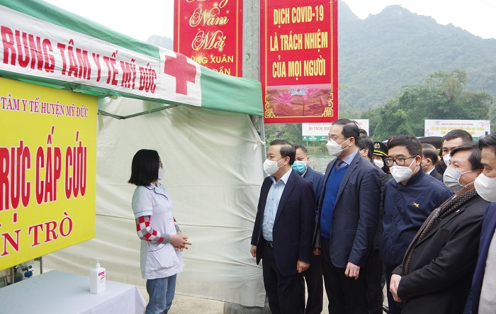 Phó Chủ tịch UBND thành phố Hà Nội Chử Xuân Dũng kiểm tra toàn tuyến du lịch Khu di tích đặc biệt thắng cảnh Hương Sơn