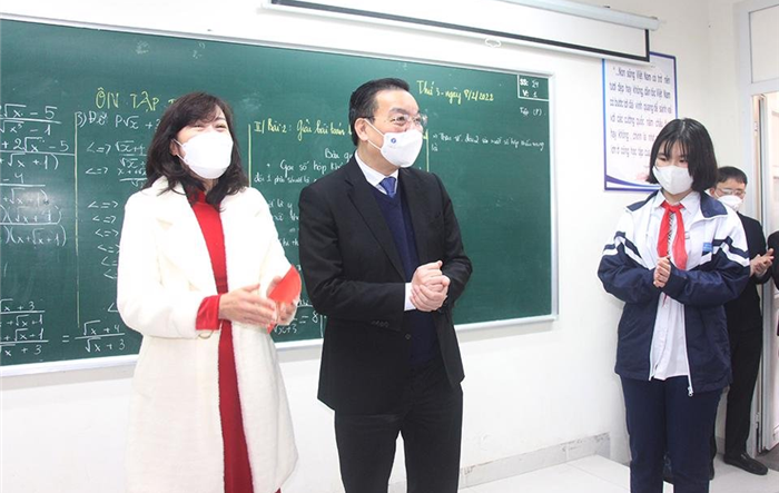 Tạo môi trường an toàn cho học sinh các cấp đi học trở lại