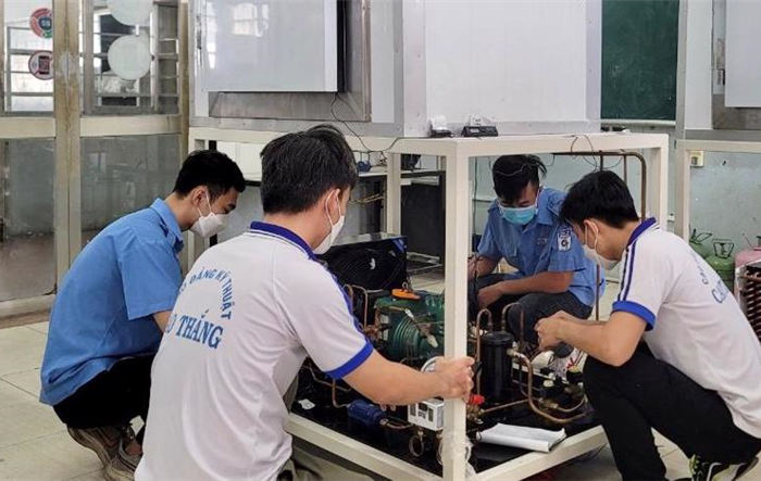 Từ ngày 14-2, học sinh, sinh viên, học viên các cơ sở giáo dục nghề nghiệp tại Hà Nội đi học trực tiếp trở lại