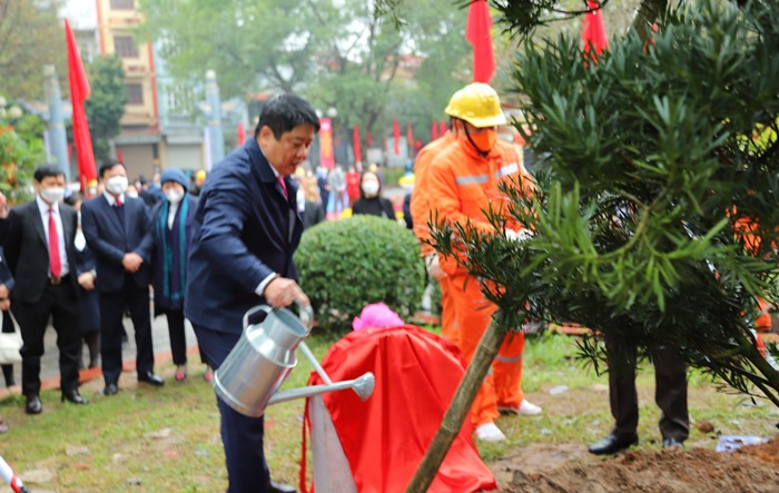 Tổng Công ty Điện lực Hà Nội phát động "Tết trồng cây đời đời nhớ ơn Bác Hồ" Xuân Nhâm Dần 2022