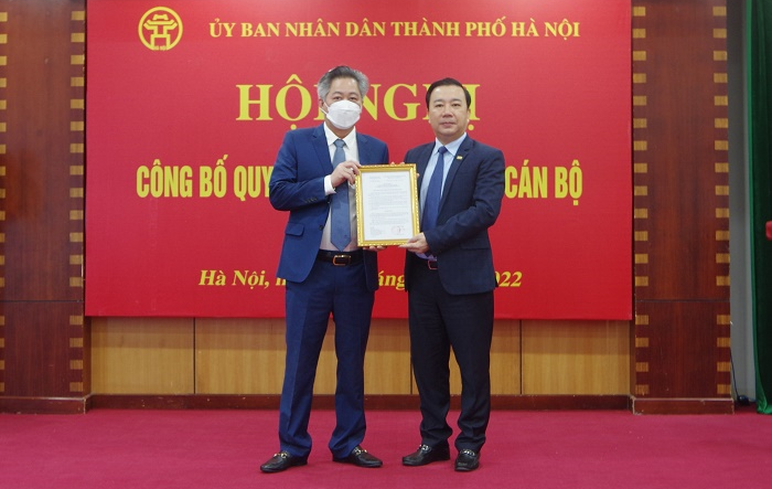 Trao Quyết định bổ nhiệm đồng chí Nguyễn Tiến Sỹ giữ chức vụ Phó Giám đốc Sở Thông tin và Truyền thông Thành phố