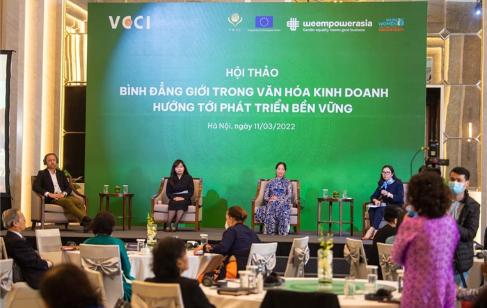 Bình đẳng giới trong văn hóa kinh doanh hướng tới phát triển bền vững
