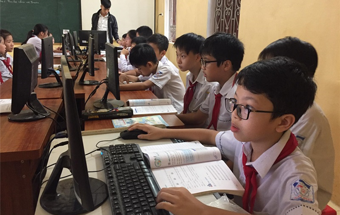 Tiếng Anh và tin học chính thức trở thành môn học bắt buộc trong chương trình học của học sinh lớp 3 từ năm học 2022 - 2023