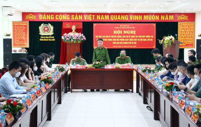 Công an Hà Nội: Gặp mặt các đơn vị báo chí truyền thông về công tác phối hợp thông tin tuyên truyền trong lĩnh vực phòng cháy, chữa cháy