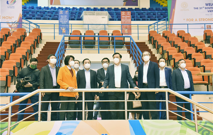 Đồng chí Đinh Tiến Dũng thăm, động viên vận động viên và kiểm tra công tác tổ chức SEA Games 31