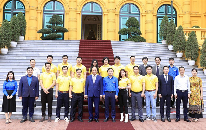 Chủ tịch nước Nguyễn Xuân Phúc: Lan tỏa những tấm gương thanh niên tiêu biểu