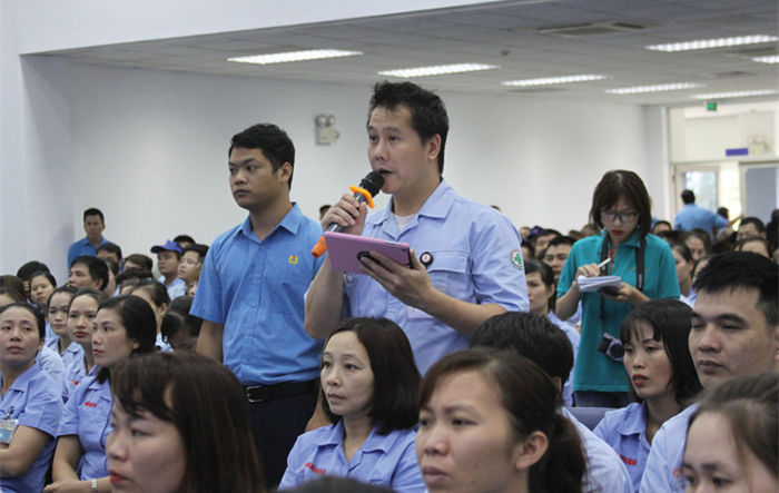 Lãnh đạo Thành phố gặp gỡ, đối thoại với công nhân, lao động Thủ đô năm 2022