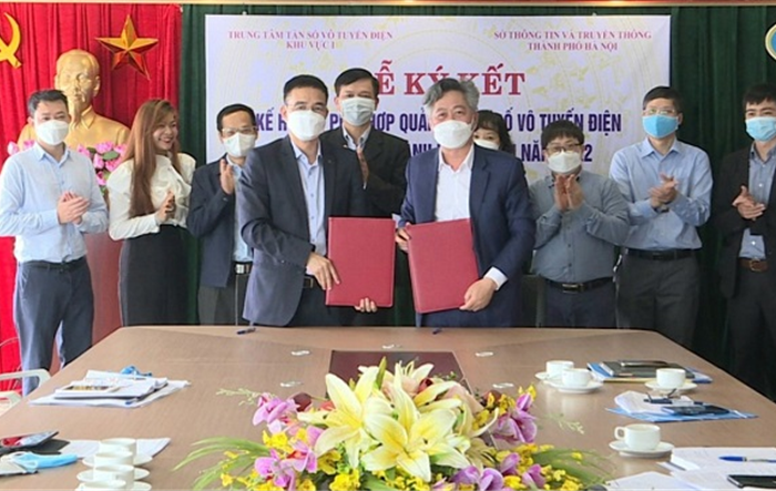Lễ ký biên bản thỏa thuận phối hợp trong công tác quản lý nhà nước về tần số vô tuyến điện năm 2022