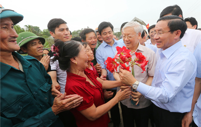 Dựa vào dân để xây dựng, chỉnh đốn Đảng