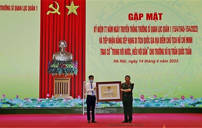 Trường Sĩ quan Lục quân 1 kỷ niệm 77 năm Ngày truyền thống và đón nhận Bằng xếp hạng di tích quốc gia