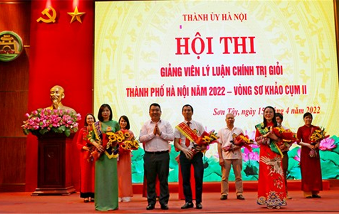 Sơ khảo Hội thi giảng viên lý luận chính trị giỏi Cụm số 2 thành phố Hà Nội năm 2022