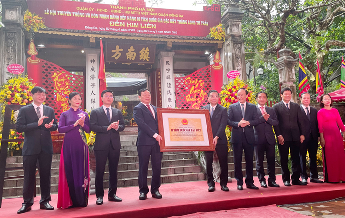 Lãnh đạo thành phố Hà Nội dự khai hội đền Kim Liên và đón Bằng xếp hạng di tích quốc gia đặc biệt