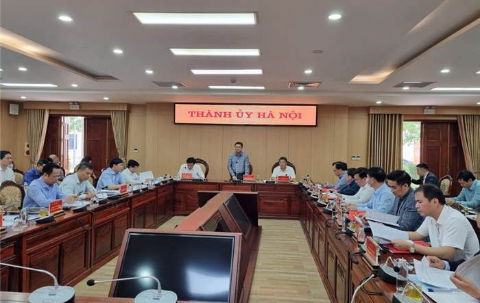 Trưởng Ban Tổ chức Thành uỷ làm việc với Ban Thường vụ Huyện uỷ Hoài Đức