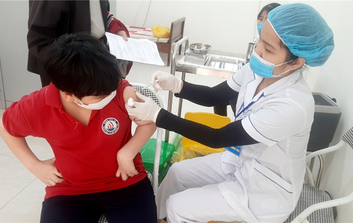 Quận Tây Hồ triển khai công tác tiêm chủng vắc xin phòng Covid-19 cho trẻ em từ 5 đến dưới 12 tuổi