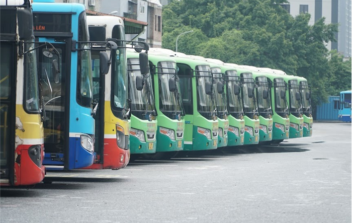 Tăng cường xe buýt dự phòng phục vụ Nhân dân trong kỳ nghỉ lễ 30-4 và 1-5
