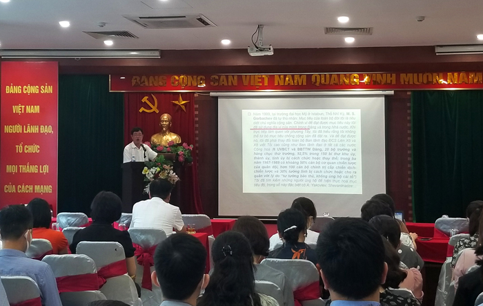 Sở Thông tin và Truyền thông nghiên cứu, quán triệt Kết luận số 21-KL/TW và Quy định số 37-QĐ/TW