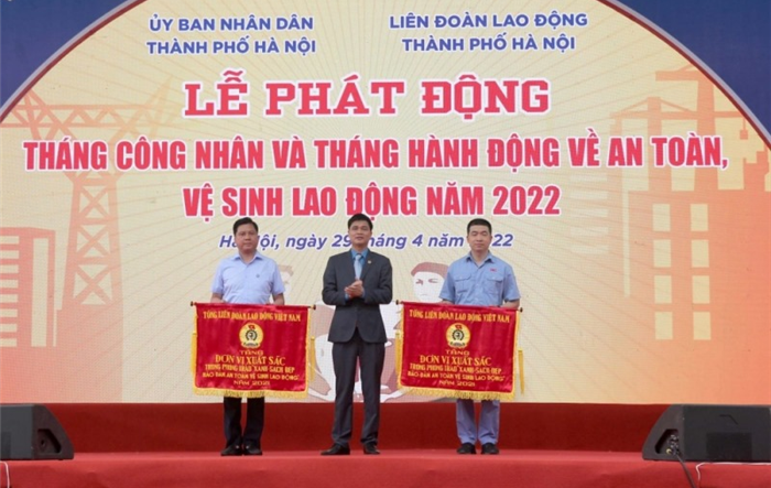 Lễ phát động Tháng Công nhân và Tháng hành động về an toàn, vệ sinh lao động thành phố Hà Nội năm 2022