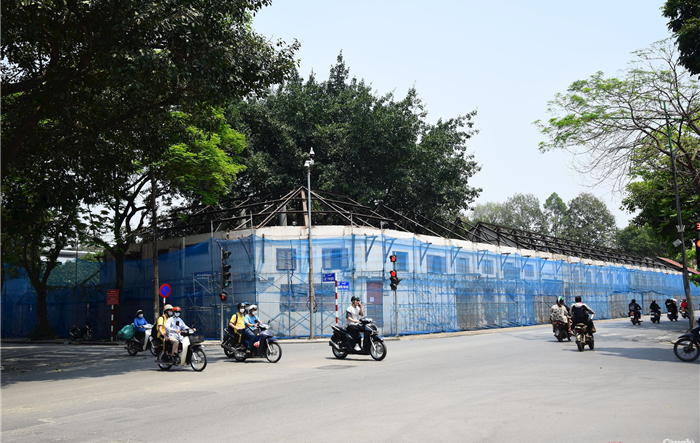 Bí thư Thành ủy Hà Nội Đinh Tiến Dũng chỉ đạo làm rõ  phản ánh về 2 công trình xây dựng tại Ba Đình, Đống Đa