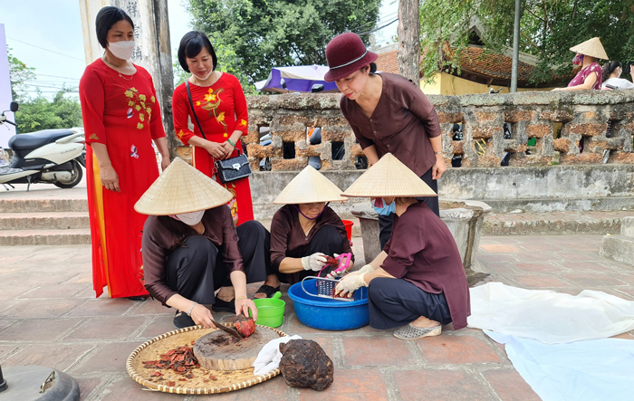 Tổ chức chuỗi hoạt động quảng bá nét đẹp văn hóa làng cổ Đường Lâm