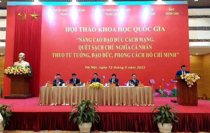 Xây dựng Đảng trong sạch, vững mạnh,  xứng đáng với vai trò lãnh đạo, trách nhiệm cầm quyền