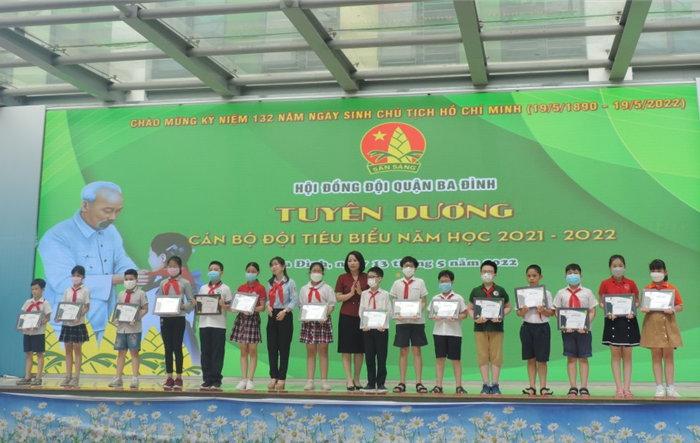 Quận Ba Đình: Tuyên dương 32 cán bộ, đội viên xuất sắc tiêu biểu