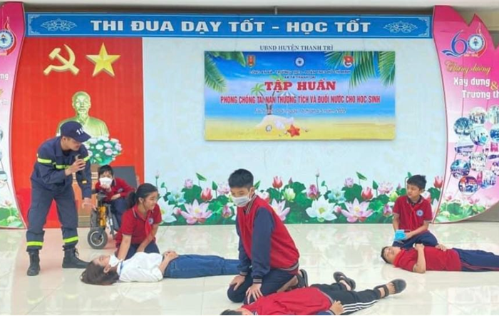 Công an thành phố Hà Nội khuyến cáo người dân và cộng đồng đề phòng đuối nước mùa nắng nóng