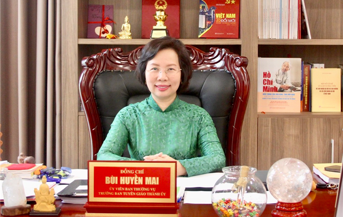 Phát huy vai trò nêu gương trong học tập và làm theo Bác
