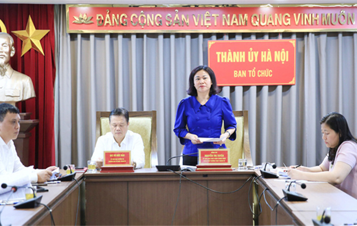 Tăng cường trách nhiệm của cán bộ, nhất là người đứng đầu