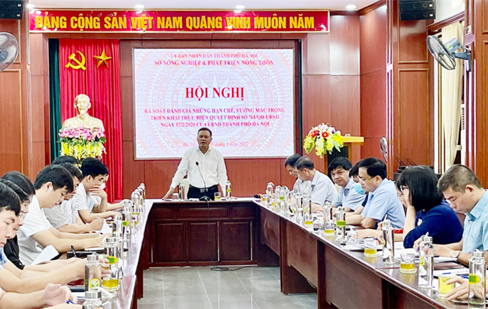  Tham mưu thành lập tổ công tác chuyên môn để tháo gỡ, giải quyết những khó khăn trong quá trình lập dự án, đầu tư xây dựng cơ sở giết mổ gia súc, gia cầm