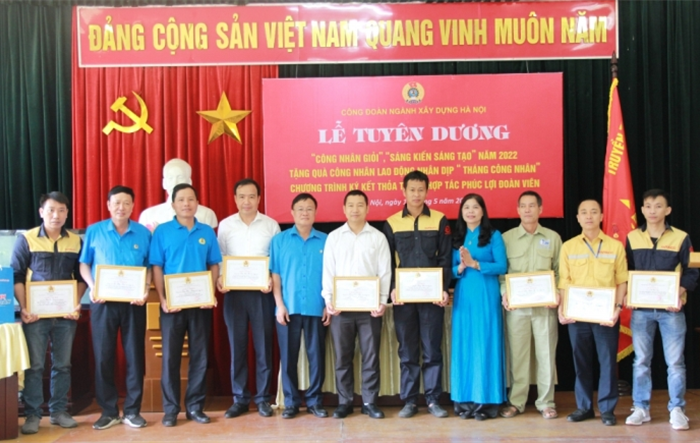 Lễ tuyên dương “Công nhân giỏi”, “Sáng kiến, sáng tạo” năm 2022