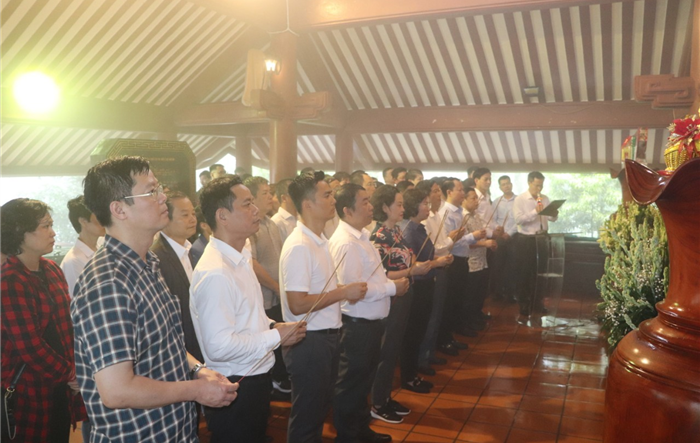 Ngành Tuyên giáo Thủ đô  Báo công dâng Bác nhân dịp Kỷ niệm 132 năm Ngày sinh Chủ tịch Hồ Chí Minh (19/5/1890-19/5/2022)