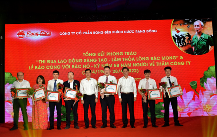 Đảng ủy Công ty Cổ phần Bóng đèn Phích nước Rạng Đông đẩy mạnh các hoạt động chào mừng Kỷ niệm 132 năm Ngày sinh nhật Bác