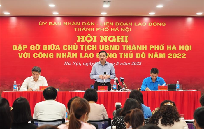 Chủ tịch UBND thành phố Hà Nội đối thoại với công nhân lao động Thủ đô