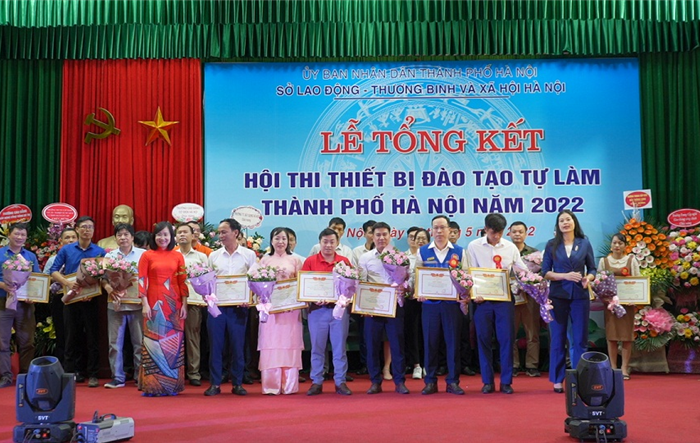 Bế mạc Hội thi thiết bị đào tạo tự làm Thành phố năm 2022