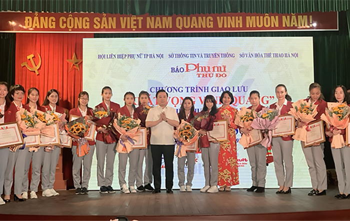Chương trình giao lưu “Khát vọng vinh quang” biểu dương các nữ vận động viên, huấn luyện viên tiêu biểu của Đoàn Thể thao Việt Nam